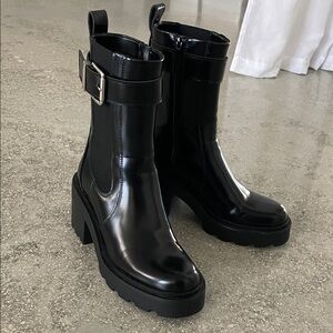 ZARA Black Chunky Heel Ankle Boots